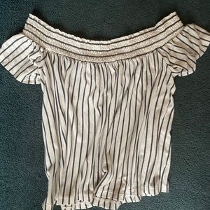 American eagle off the shoulder top